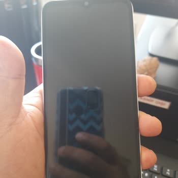 Reeder Kampanya Hediyesi Olarak Verilen Telefonun Arızalı Çıkması Ve Bayiden Destek Alamama