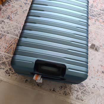 Otobüs Yolculuğunda Kırılan Valiz Ve İlgisiz Firma Yetkilileri