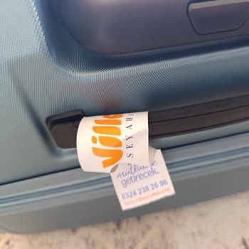 Otobüs Yolculuğunda Kırılan Valiz Ve İlgisiz Firma Yetkilileri