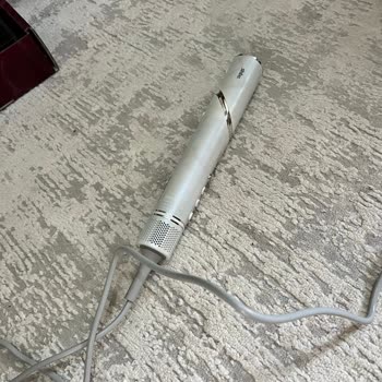 Prize Takınca Patlayan Saç Şekillendirici Güven Vermiyor