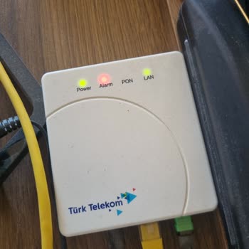 Yol Çalışması Sonrası İnternet Kesintisi Ve Yetersiz Destek