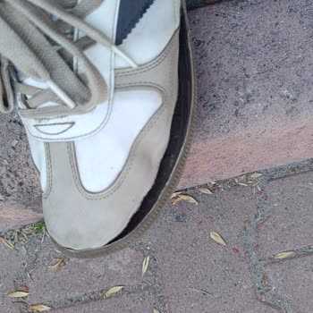 Aldığım Ayakkabının Kısa Sürede Bozulması Ve Müşteri Hizmetlerinin İlgisizliği