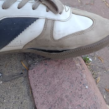 Aldığım Ayakkabının Kısa Sürede Bozulması Ve Müşteri Hizmetlerinin İlgisizliği