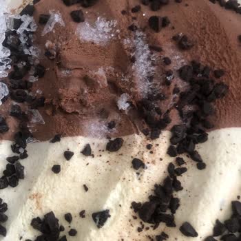 Aldığım Dondurma Buzlanmış Ve Tadı Bozulmuş Şekilde Çıktı