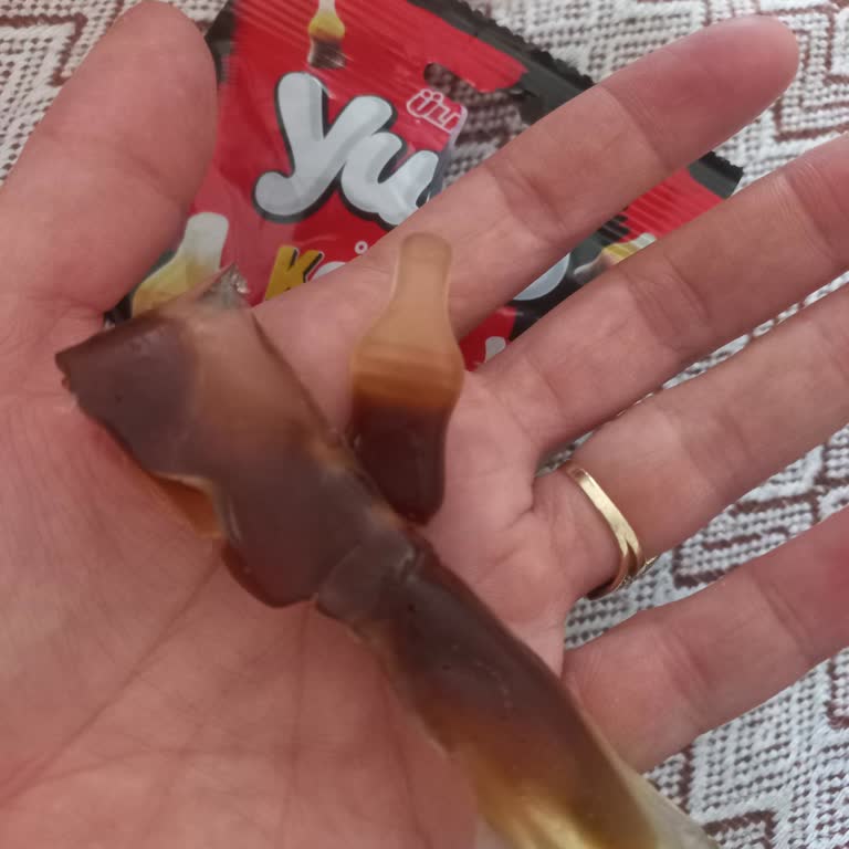 Yapışık Jelibonlar Çocuğumu Üzdü