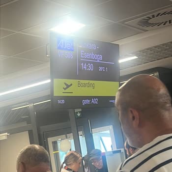 Belgrad Ankara Uçuşunda Bilet Sorunu Ve Uzun Bekleyiş