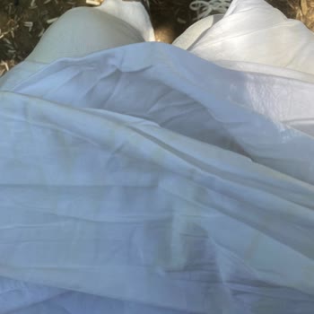 Yves Rocher Sunscreen Stained and Discolored My Clothes