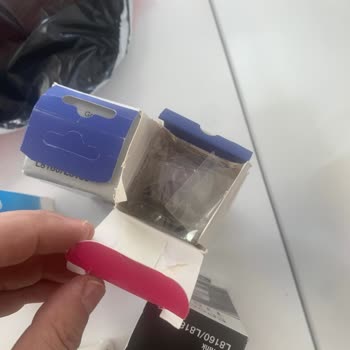 Aldığım Mürekkepler Açık Ve Değişmiş Geldi, Satıcı İlgisiz Davrandı