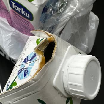 A101 Mağazasında Açılmış Ve Bozuk Süt İçin İade Talebim Reddedildi