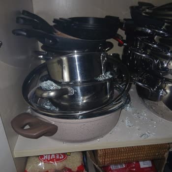 Tencere Setinde Cam Patlaması Ve Lekelenme Sorunu