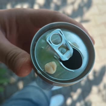 Kahve Bozulmuş Olabilir İki Yudumdan Sonra Kusmak Zorunda Kaldım