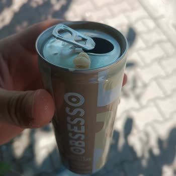 Kahve Bozulmuş Olabilir İki Yudumdan Sonra Kusmak Zorunda Kaldım