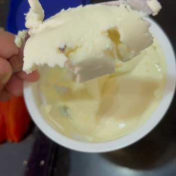 La Vache Qui Rit Krem Peynirden Tuhaf Madde Çıktı!