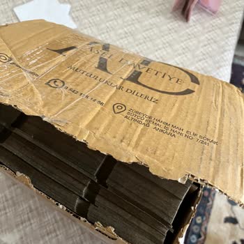 Davetiye Siparişim Özensiz Kutuda Kıvrık Şekilde Geldi İlgisiz Kaldılar