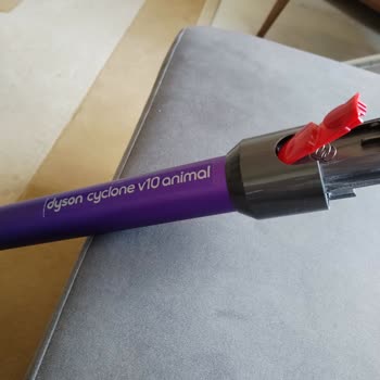 Dyson Süpürgenin Boru Klipsi Kırıldı, Çözüm Bekliyoruz