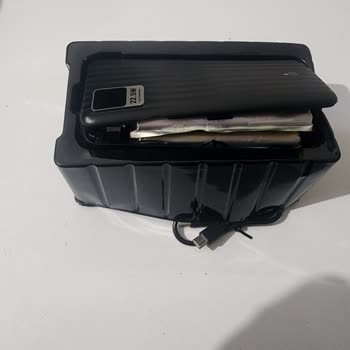 Patlamak Üzere Olan Powerbankı Evde Bekletmemi İstiyorlar!