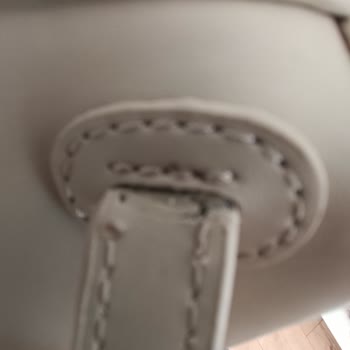 Beymen Çantamın Sapı Koptu, Değişim Talep Ediyorum