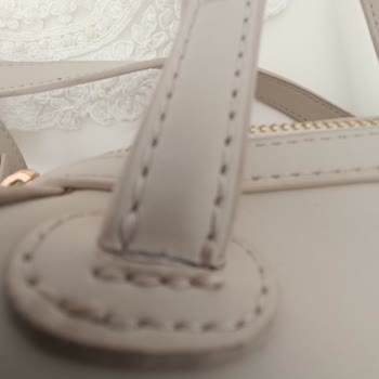 Beymen Çantamın Sapı Koptu, Değişim Talep Ediyorum