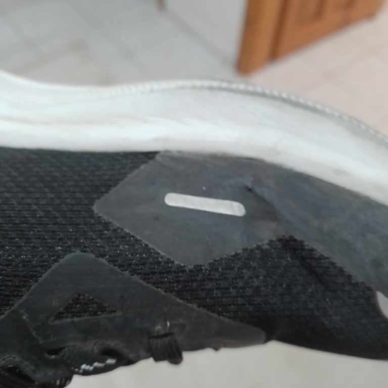 Long Street Bir Ay Dolmadan Çatlayan Kappa Ayakkabı Hayal Kırıklığı Yaşattı