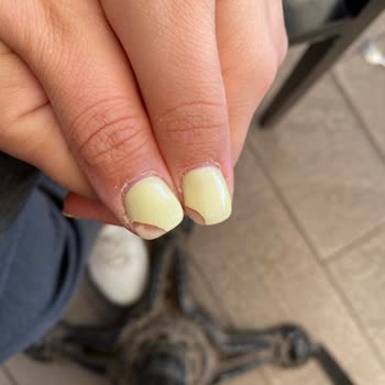 Tırnak Güçlendirme Hizmeti Beklentilerimi Karşılamadı