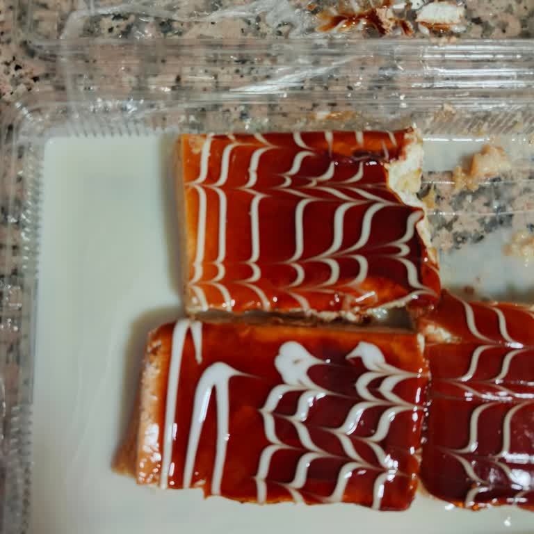 Aldığım Tatlı Ve Pastalar Bayat Çıktı