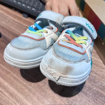Yarım Saatlik Kullanımda Deforme Olan Çocuk Ayakkabısına Çözüm Bulunmadı