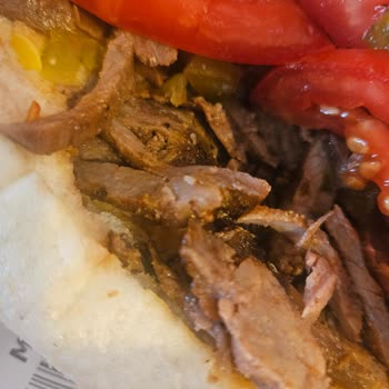 Migros Yemek Üzerinden Gelen Çiğ Ve Kanlı Döner Mağduriyeti