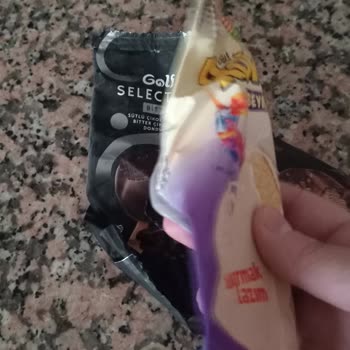 Getir Büyük Siparişimde Dondurmalar Eriydi, Damacana Hediye Hakkımda Sorun Yaşadım