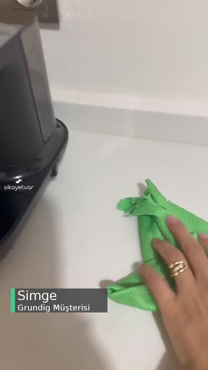 Grundig Türk Kahve Makinesi Su Akıtma Sorunu! videonun kapak resmi