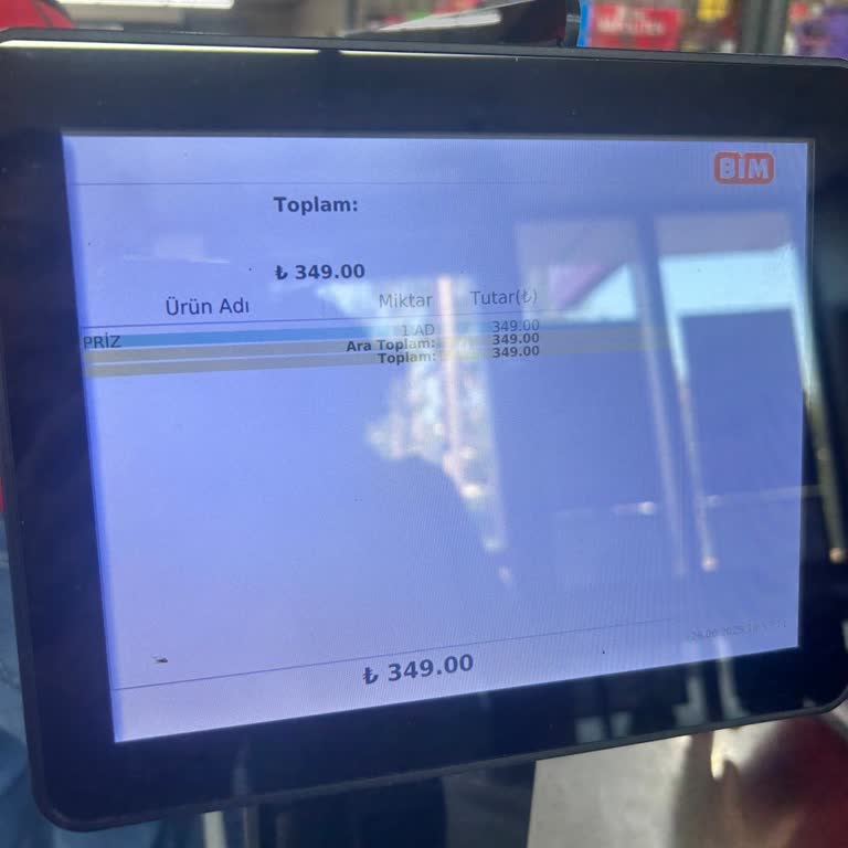 BİM'de Priz Fiyatı Kasada Etiketten Yüksek Çıktı