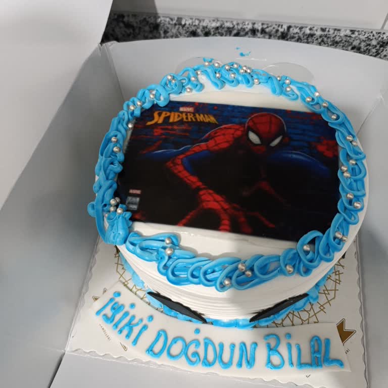 Hayal Kırıklığı Yaratan Özensiz Pasta Ve Boşa Harcanan 1000 TL