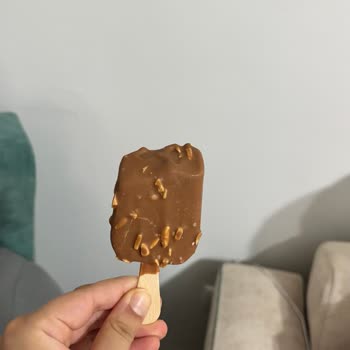 Aldığım Dondurmanın Yarısı Eksik Çıktı, Mağduriyetimin Giderilmesini Bekliyorum