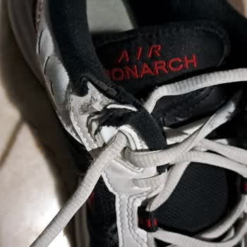 Ayakkabı Yırtılması Sonrası Yetersiz İnceleme Ve İade Süreci