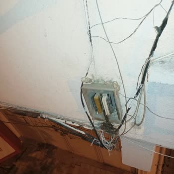 Fiber Geçişi Yapılamıyor, İki Firma Da Çözüm Sunmuyor Mağduriyetim Sürüyor