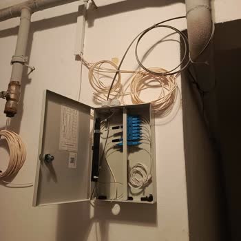 Fiber Geçişi Yapılamıyor, İki Firma Da Çözüm Sunmuyor Mağduriyetim Sürüyor