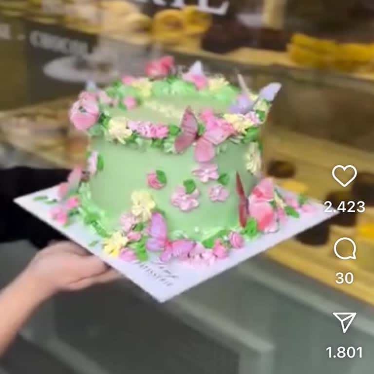 Görseldeki Pasta İle Gelen Pasta Arasında Büyük Fark Hayal Kırıklığı Yaşadım