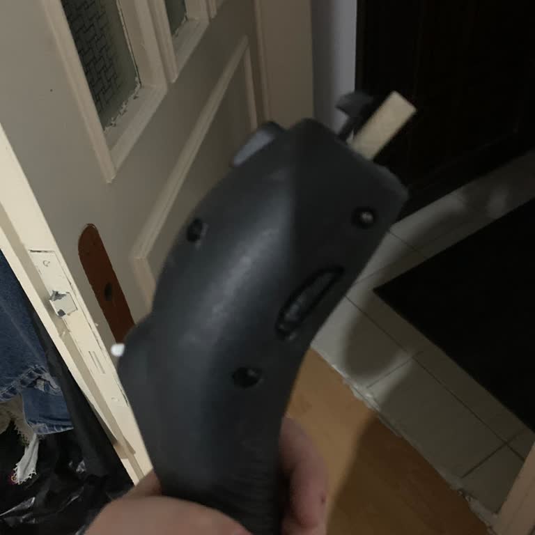 Halı Temizleme Makinesi Kırıldı, Servis Ve İletişim Yetersiz