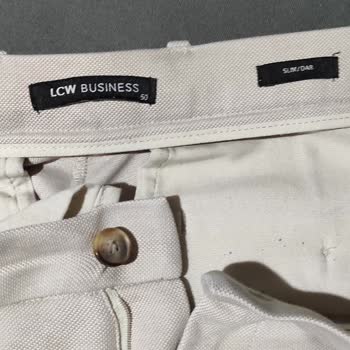 Aldığım Pantolon Kısa Sürede Söküldü