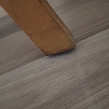 Sürekli Su Arızaları Nedeniyle Evimi Su Bastı, Maddi Ve Manevi Zarar Gördüm