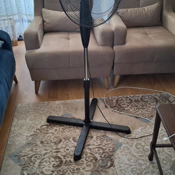 Kumtel Vantilatörün Ayakları Sürekli Kırılıyor, Garanti Kapsamı Dışında Bırakılıyor