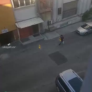 Bayrampaşa Belediyesi Biz de Kapımızın Önüne Kilit Vuralım!