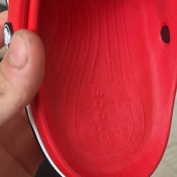 Kullanılmış Ve Deforme Crocs Terlik Gönderildi, Satıcı Çözüm Sunmuyor