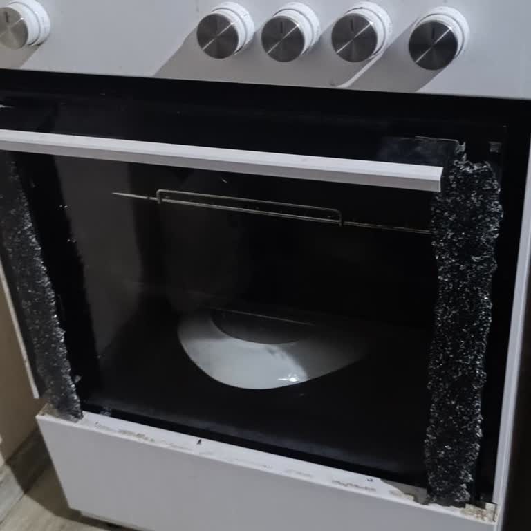 Vestel Fırının Dış Camı Kendiliğinden Patladı Servis Sorumluluk Almıyor