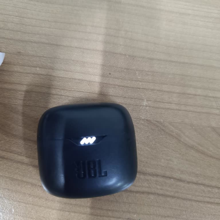 I Can’t Disconnect My JBL Tune Flex When in Case—Still Shows Connected with Noise