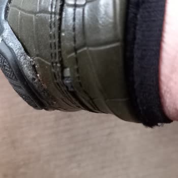 @lacivertkundura Yanlış Ve Defolu Ürün, İletişimsiz Mağaza Mağduriyeti