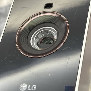 Sıfır Aldığım Projeksiyon Hem Arızalı Hem Hasarlı Teslim Edildi