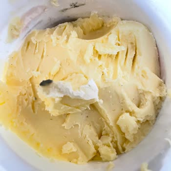 Aldığım Tereyağında Küf Çıktı, Firma Çözüm Sunmadı