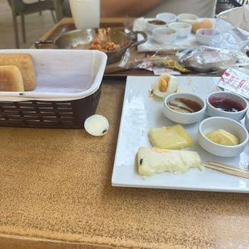 Pencr Cafe Yüksek Ücret, Bol Sinek Ve Self Servis Hayal Kırıklığı