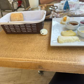 Pencr Cafe Yüksek Ücret, Bol Sinek Ve Self Servis Hayal Kırıklığı