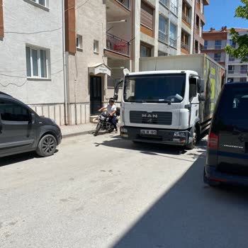 Sokağın Market Tarafından Kapatılması Mağduriyet Yaratıyor